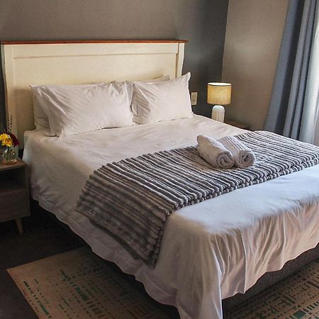 Modern Farm Apartment Lichtenburg Ngoại thất bức ảnh